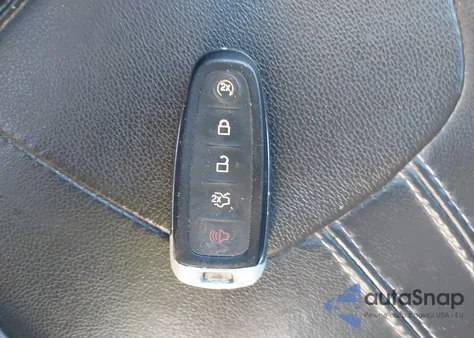 2013 Ford Focus Titanium from USA, damaged, VIN 1FADP3N2XDL330585